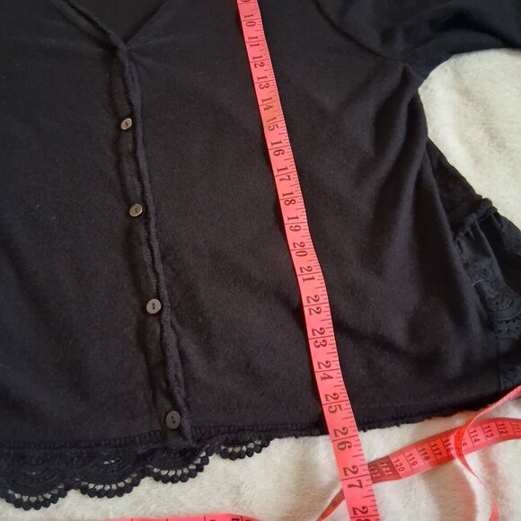 Soft Surroundings Women's 1X Black Knit Tiered Lace Bottom Hem Boho Cardigan - Picture 11 of 12